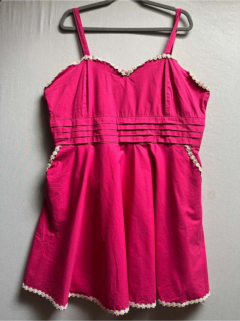 Unique Vintage Daisy Embroidered Trim Pocket Sundress Size 1X/16